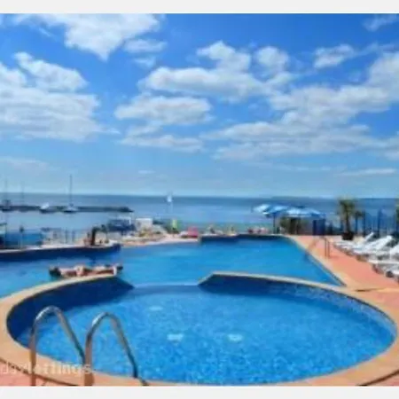 Sveti Vlas Marina/Beach Front 2 Bedroom Apartment Sveti Vlas
